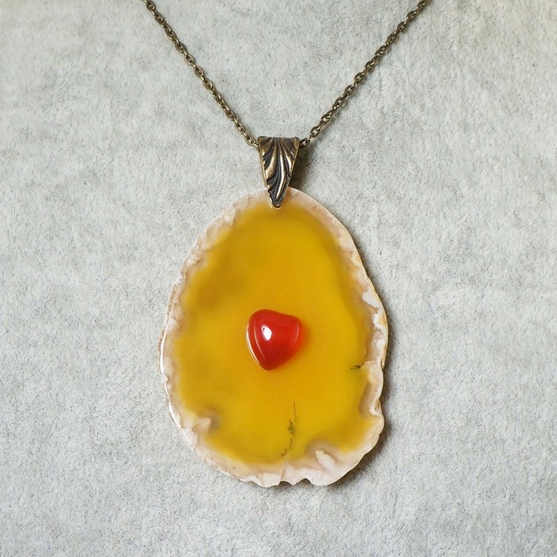 Yellow Agate Slice Slab Red Carnelian Heart Gemstone Pendant Necklace Jewelry - 項鍊 - 半寶石 黃色