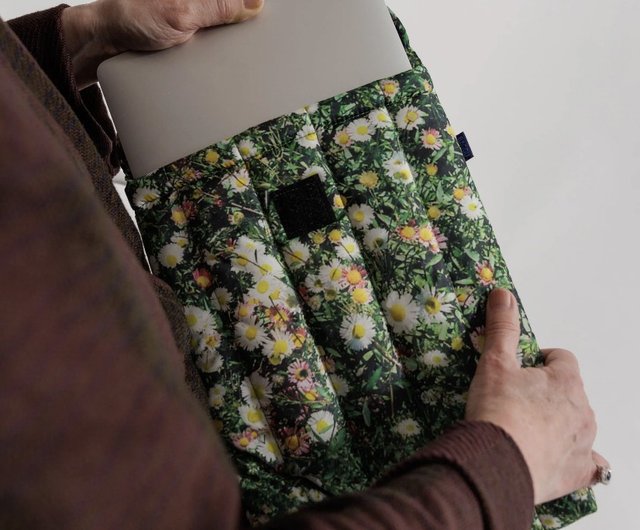 【BAGGU】花 フラワー 13インチ ラップトップ PC タブレットケース BAGGUコンピュータータブレットケース13 