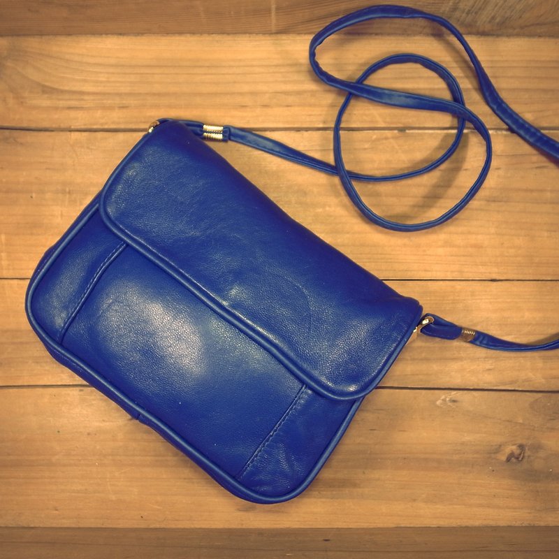 [Bones] El Tornado navy blue leather dorsal packet out of print genuine antique bag Vintage - กระเป๋าแมสเซนเจอร์ - หนังแท้ สีน้ำเงิน