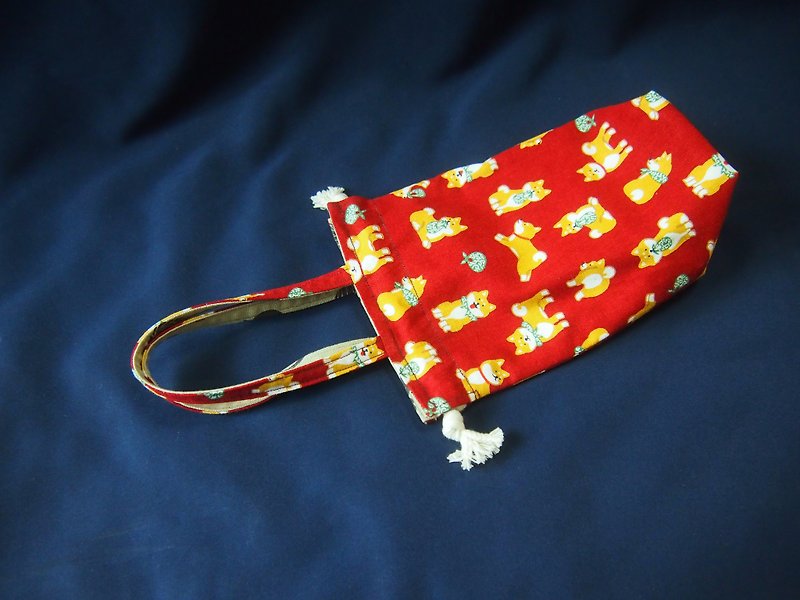雙面束口小提袋--暗紅柴犬X日式家紋 - 手提包/手提袋 - 棉．麻 紅色