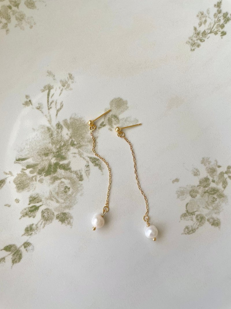 Pearl earrings, pearl earrings, natural freshwater pearl earrings - Earrings & Clip-ons - Pearl White