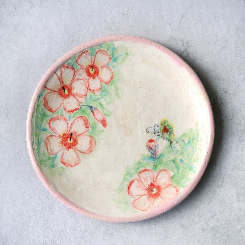手繪花卉與蝴蝶圖案盤 - 碟/盤子/餐盤 - 陶 粉紅色