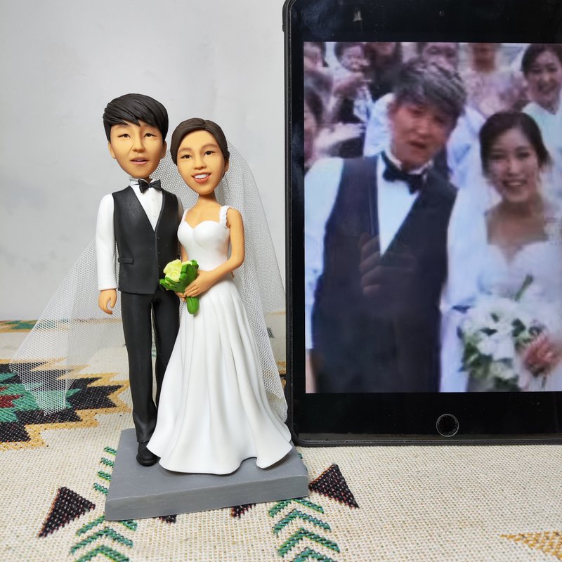 【オーダーメイド】3D肖像画似顔絵人形 フィギュア/結婚祝い・周年記念日/カップル 彼氏彼女 夫婦/両親贈呈品 記念品 - 人形・フィギュア - 粘土 多色