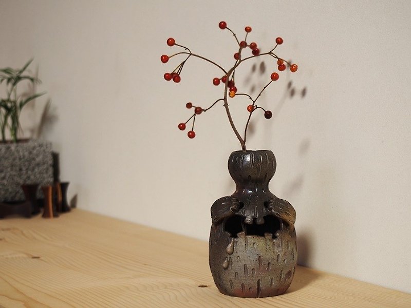 日本岡山備前燒 陶器 花器 花瓶【kimosu】i-016 - 植栽/盆栽 - 其他材質 咖啡色