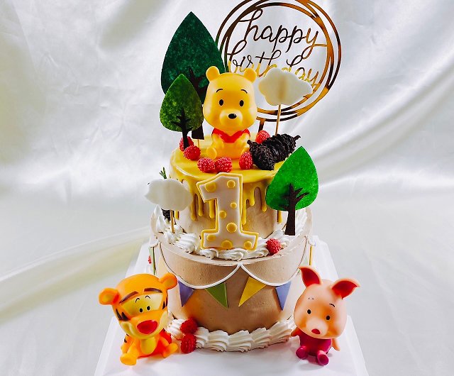 Pooh's birthday cake shape custom cartoon fondant 4+6 inch face-to-face -  Shop gjdessert Cake & Desserts - Pinkoi