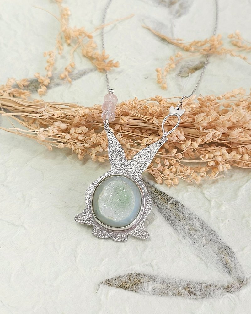 Sparkling Meadow 925銀, 印尼石英晶, 兔子項鍊 // 獨一無二 - 項鍊 - 銀 銀色