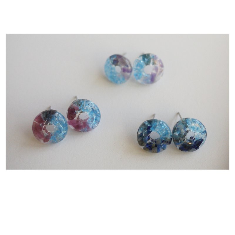 Mineral Donut Stud Earrings | Natural Stone + Resin Earrings | Wear | pierced