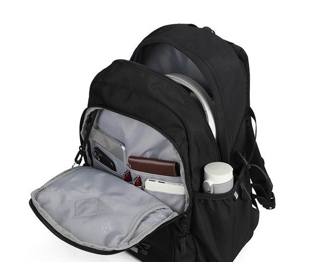 Lightweight ergonomic backpack online