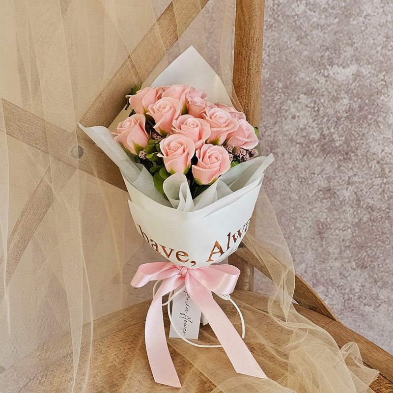 粉玫瑰花束/香皂花花束/粉愛你 現貨 快速出貨 - 乾燥花/永生花 - 植物．花 粉紅色