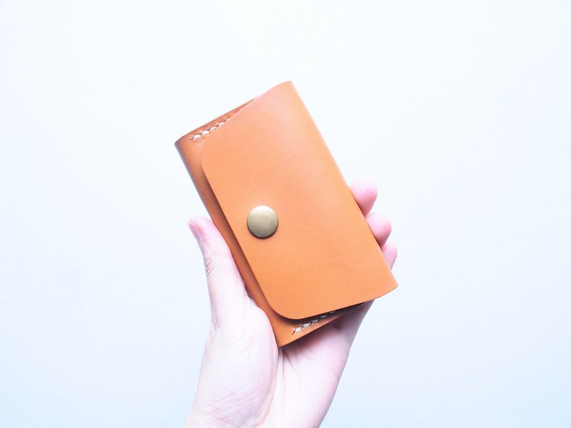 【大容量カードホルダー―オレンジブラウン／ TAN】縫い目のある革素材バッグ、エンボス加工の無料ハンドメイドバッグ、カードホルダー、カードホルダー、カードホルダー、シンプルで実用的なイタリアンレザー植物性なめしレザーレザーDIYカードホルダー - 財布 - 革 オレンジ