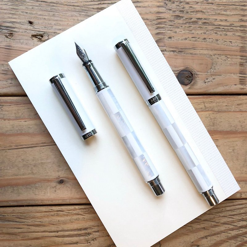 ARTEX Angus Snow White Shell Fountain Pen - Fountain Pens - Shell White