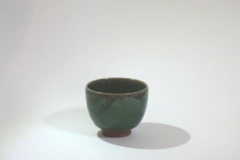 Cups (celadon inlay peony) - แก้วมัค/แก้วกาแฟ - ดินเผา 