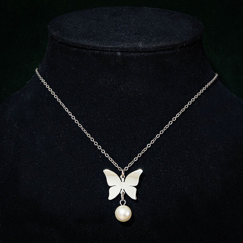 เงิน สร้อยคอ สีเงิน - Handmade butterfly pendant with pearl