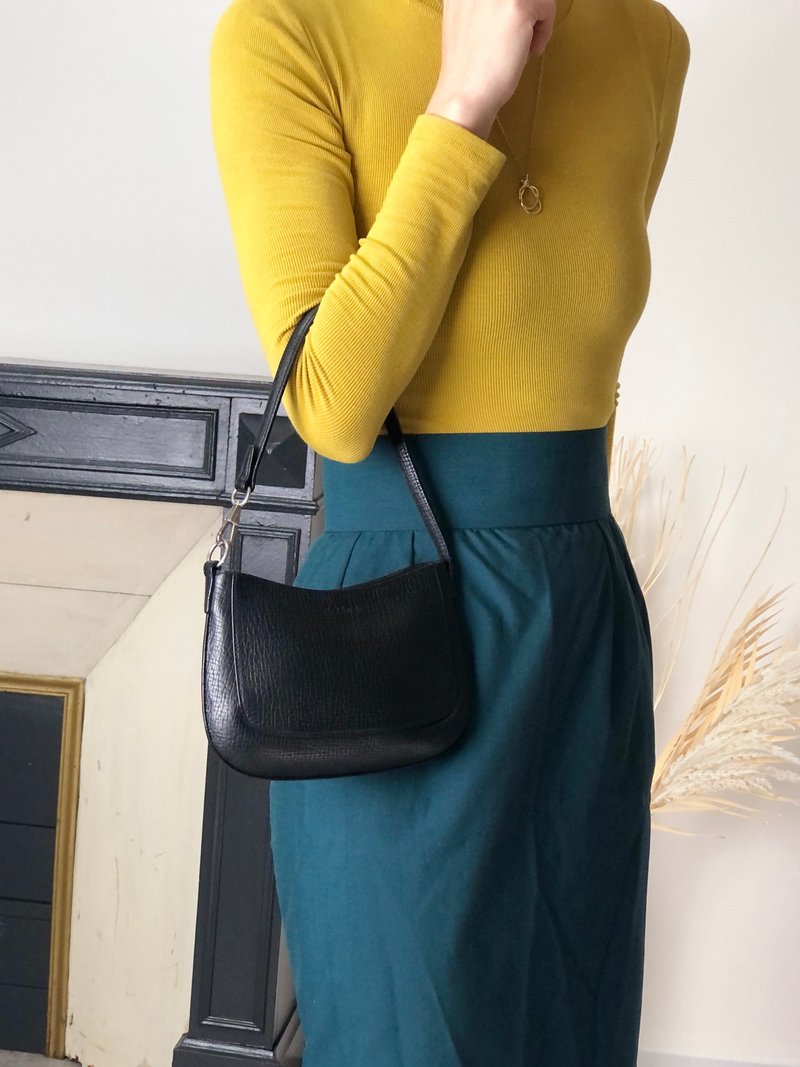 【 日本直送　名牌中古包 】LOEWE ロエベ ハンドバッグ ブラック ロゴ 型押し レザー ミニバッグ vintage ヴィンテージ オールド dxvbfj - 手提包/手提袋 - 真皮 黑色