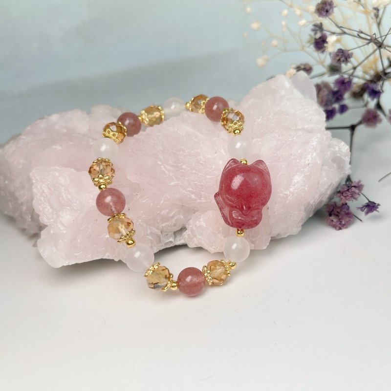 To attract nobles/to guard against villains-Strawberry crystal fox white chalcedony crystal bracelet - Bracelets - Crystal 