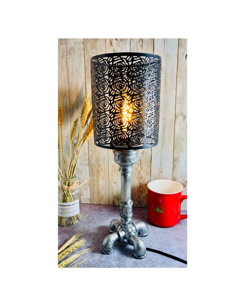 蕾絲管線立燈 - 燈具/燈飾 - 其他金屬 銀色