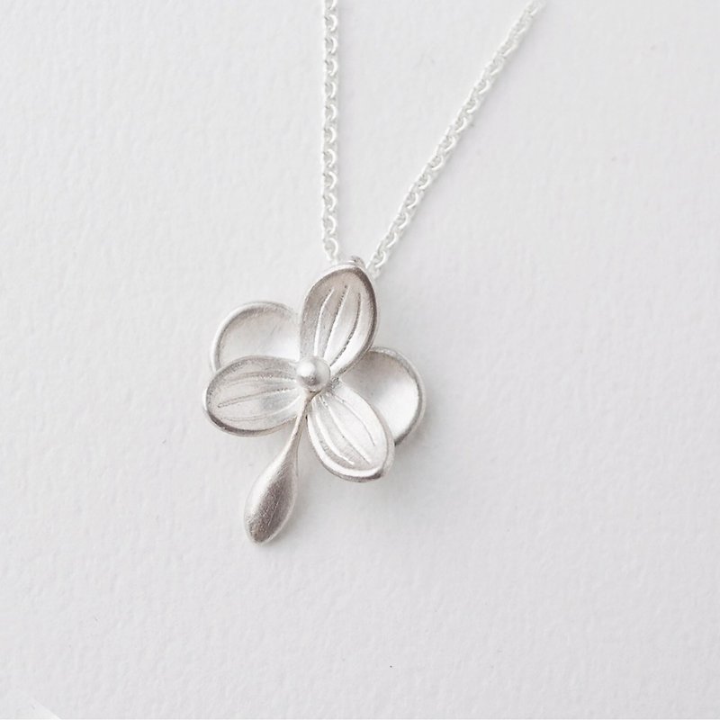 I-Shan13 Orchid Necklace - Necklaces - Sterling Silver Silver