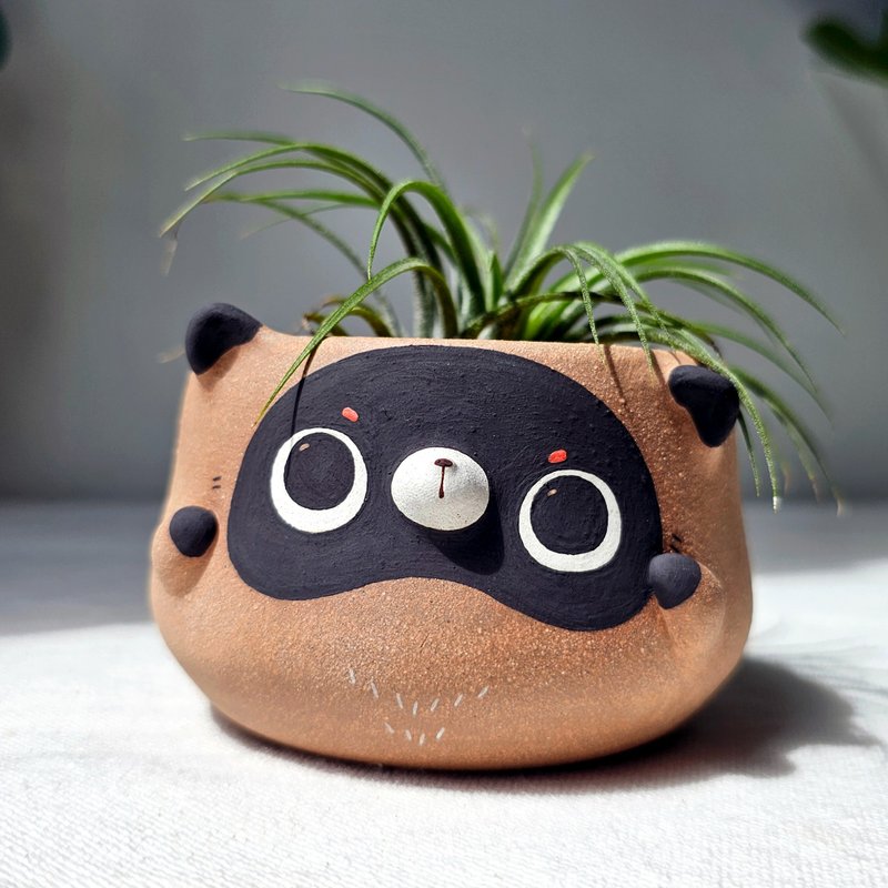 Small tanuki plant pot. Handmade succulent planter. - 花瓶/花器 - 陶 