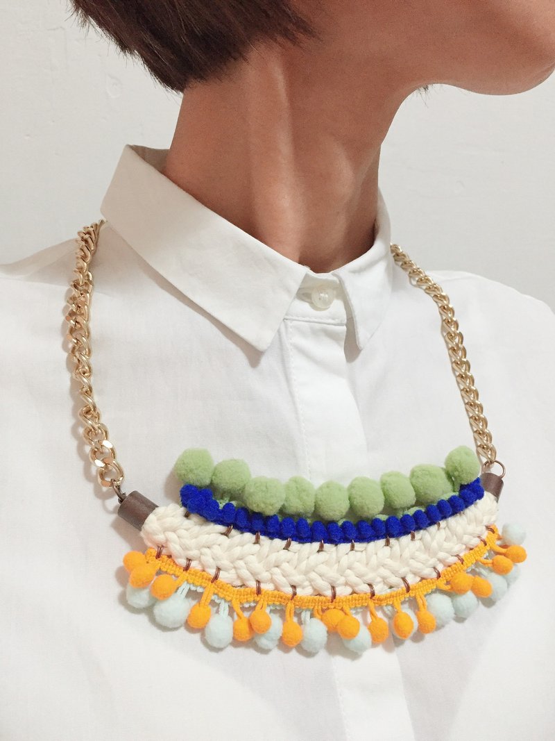 Handcrafted Geometric Pom Pom Necklace - Jadeite - 項鍊 - 繡線 綠色