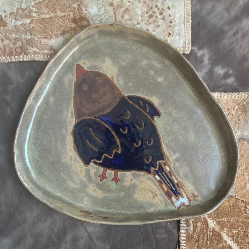 【タケ-TA KE Studio】藍鵲盤 - 盤子/餐盤/盤架 - 陶 綠色