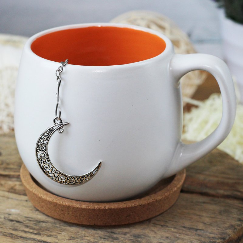 Moon phase tea infuser for loose leaf tea, Tea Maker with crescent moon charm - 茶壺/茶杯/茶具 - 不鏽鋼 銀色