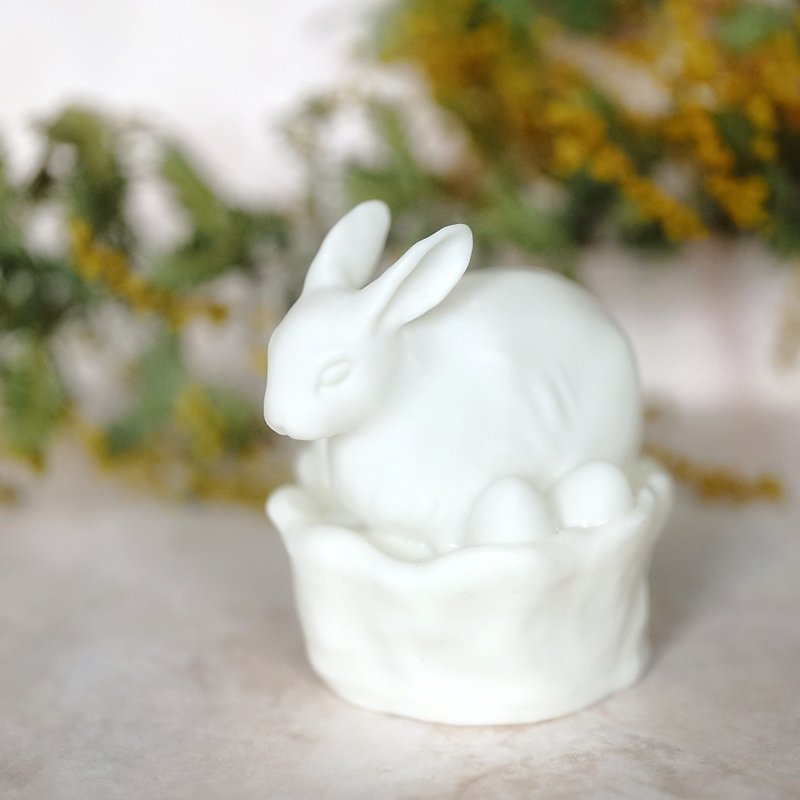 Resin Lighting White - Lamp - Easter : Rabbit and Eggs