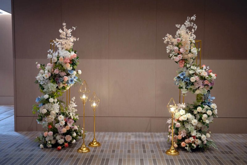 Wedding decoration - ox horns, sheep's horns, arch style column arrangement, schedule booking - clusters of flowers - Other - Plants & Flowers 