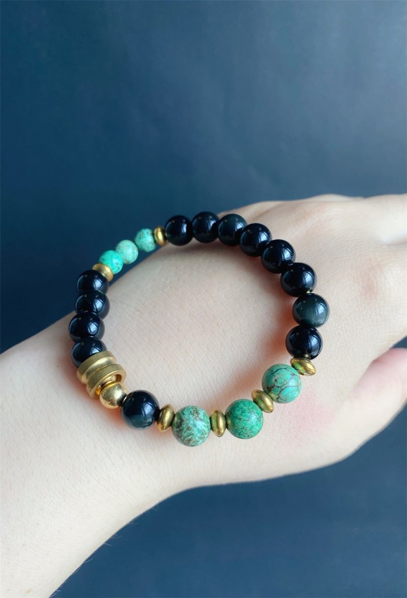 Lucky stone Stone obsidian design gift natural stone bracelet for men and women - Bracelets - Crystal Green