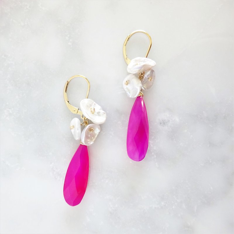 14kgf*Fuchsia pink Chalcedony Blooming pierced earring / earring - ต่างหู - เครื่องเพชรพลอย สึชมพู