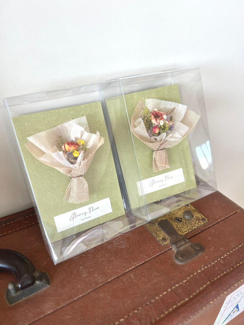 迷你乾燥花束心意卡・亮橘草綠 - 卡片/明信片 - 植物．花 