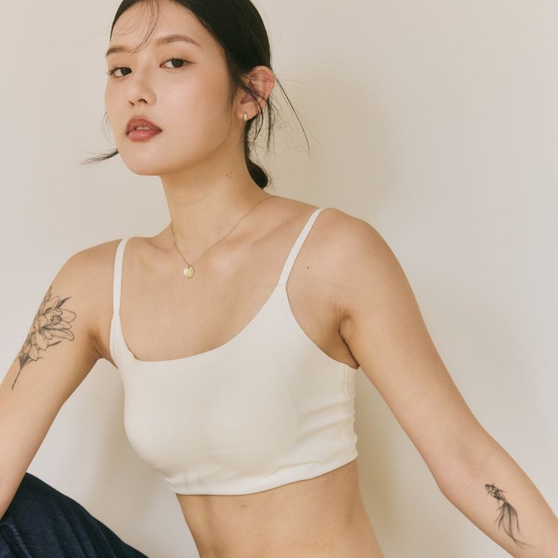 Seamless・Free-Size Camisole Minimalist Style | Wire-free, Seamless Bra, Camisole Bra Top - Women's Underwear - Cotton & Hemp White