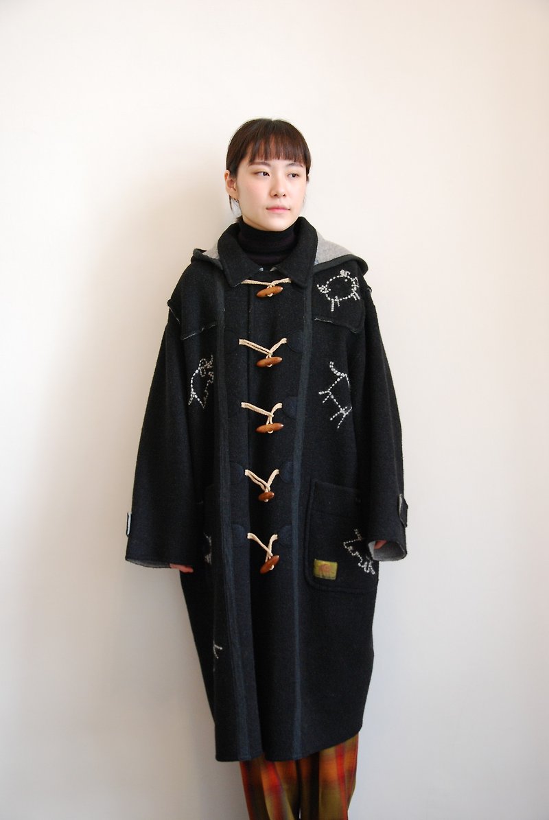 Pumpkin Vintage. Ancient animal pattern hooded wooden clasp coat - Women's Casual & Functional Jackets - Other Materials 