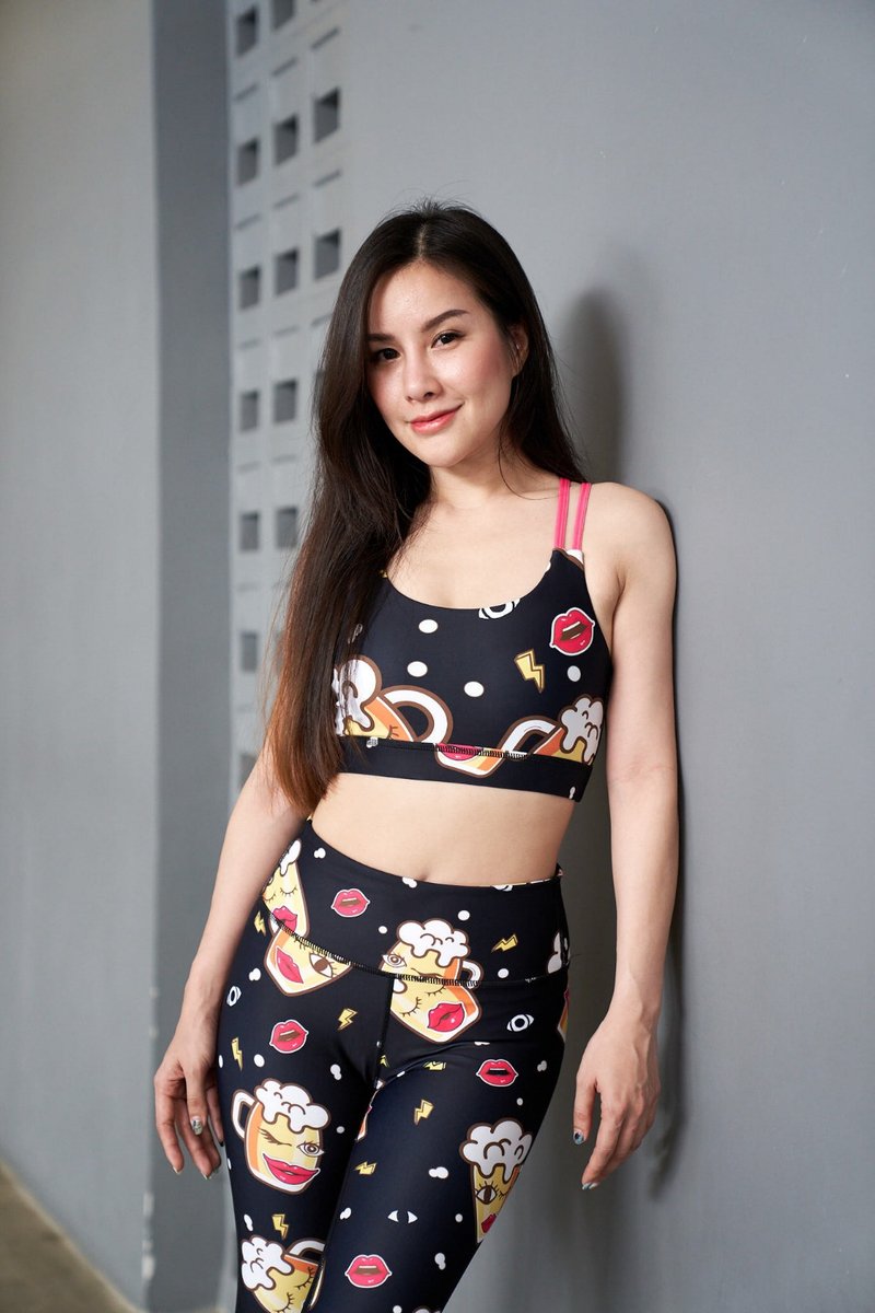 FreshLemon Sport Bra - Beer Lover (Black) - 女運動上衣/背心 - 其他人造纖維 