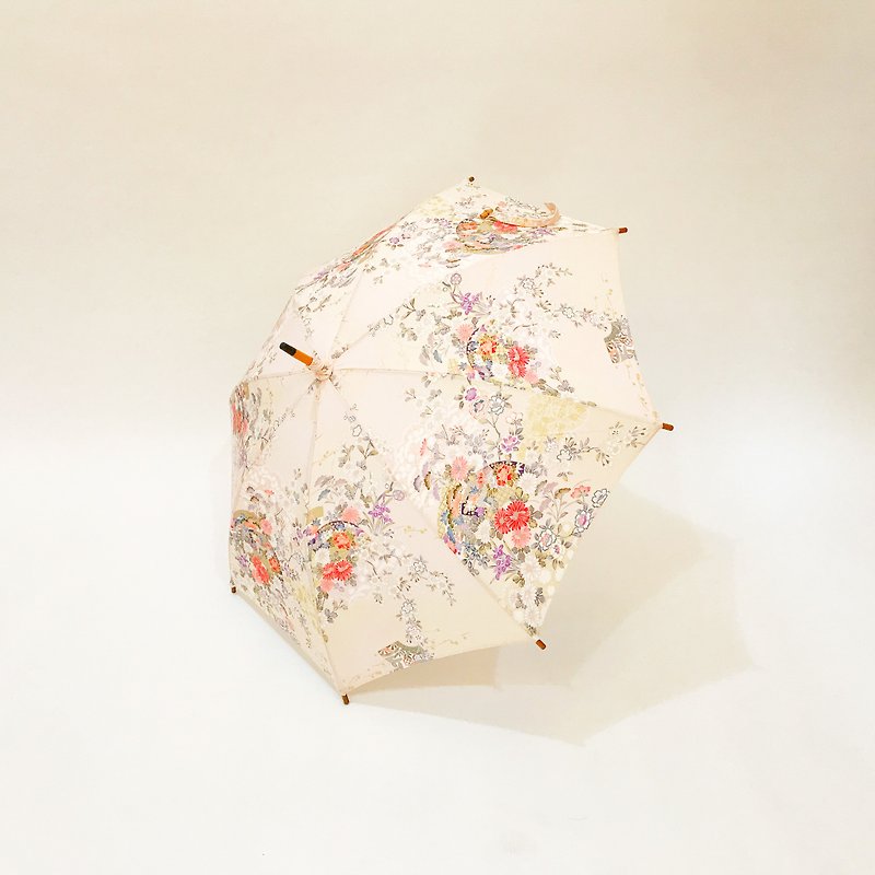 着物日傘　絹の着物をアップサイクル　日本の職人が手仕事で制作　持ち込みのお着物でオーダーメイド可 #32 - 傘・雨具 - シルク・絹 ピンク