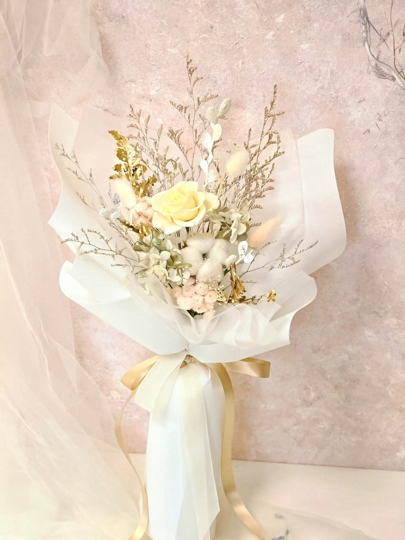 白金永生玫瑰花束 情人節花束 求婚花束 鵝黃色玫瑰花束 - 乾燥花/永生花 - 植物．花 多色