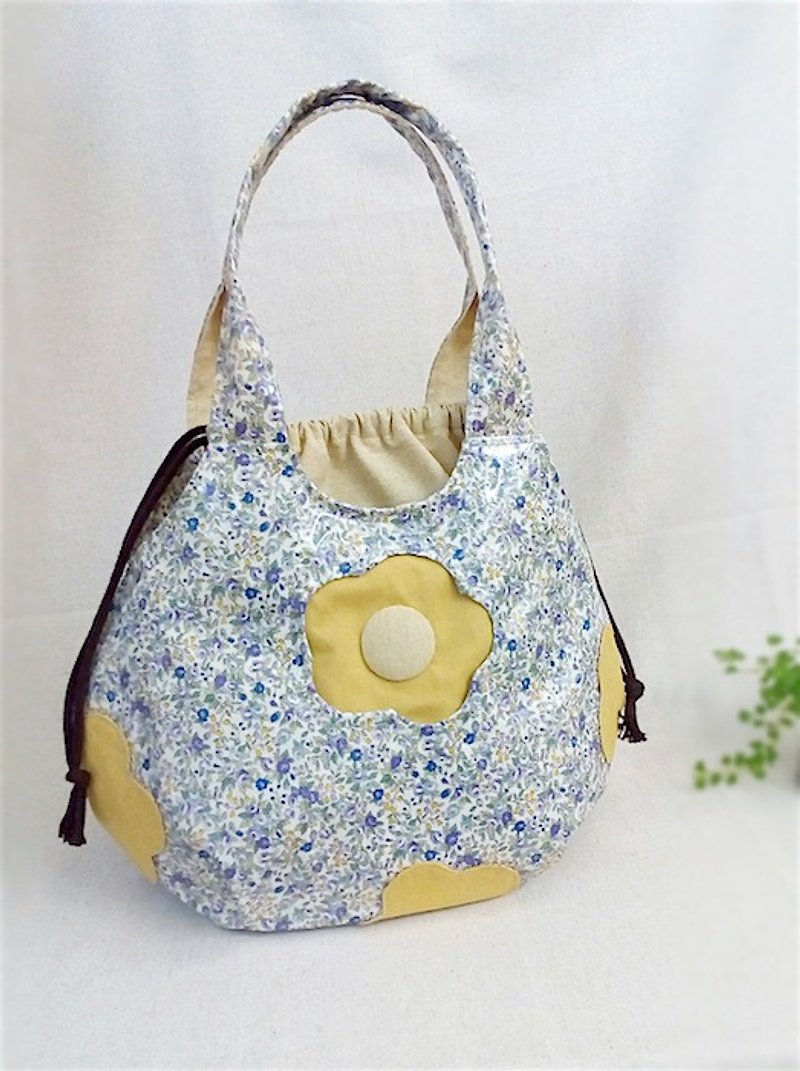 Wonderland22 shrink shoulder bag (flower) - กระเป๋าแมสเซนเจอร์ - ผ้าฝ้าย/ผ้าลินิน สีเหลือง