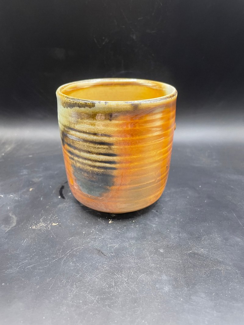 Firewood Porcelain Clay Snow Scene Cup - แก้ว - เครื่องลายคราม สีทอง