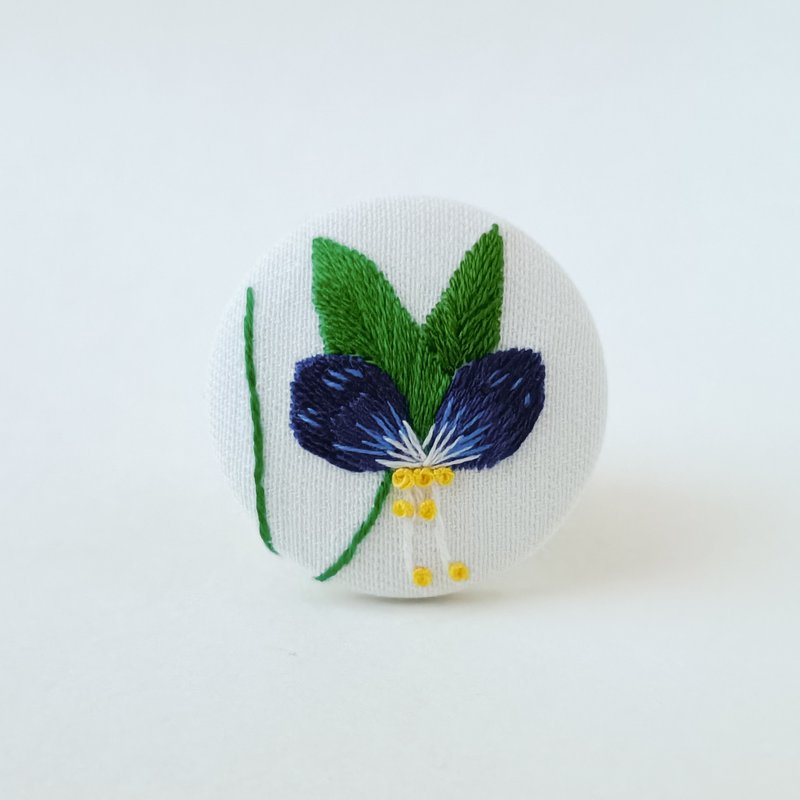 爽やかブルーの露草の刺繍ブローチor刺繍ヘアゴム - 胸針 - 棉．麻 藍色