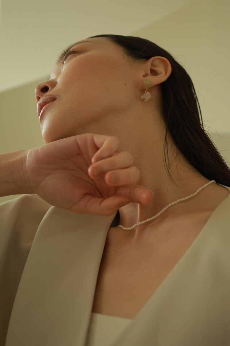 vingtsixplus SS201礦石 耳環 / 耳夾可 可愛 水晶 礦石 上班族 - 耳環/耳夾/耳骨夾 - 樹脂 透明