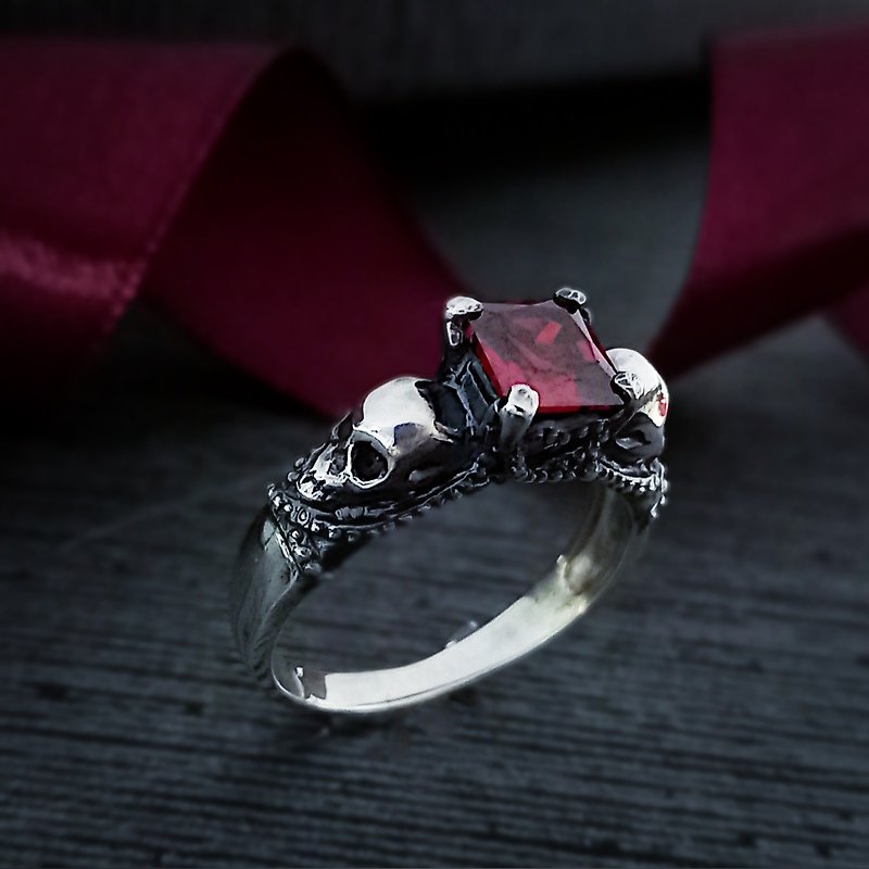 เงินแท้ แหวนทั่วไป - Goth ring - Sterling Silver Dark Gothic Skull Engagement Ring