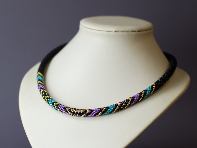 大人のためのDIYキット、ビーズかぎ針編みキットネックレス、大人の工芸品、Diyキットネックレス - 編み物/刺繍/羊毛フェルト/裁縫 - ガラス 多色