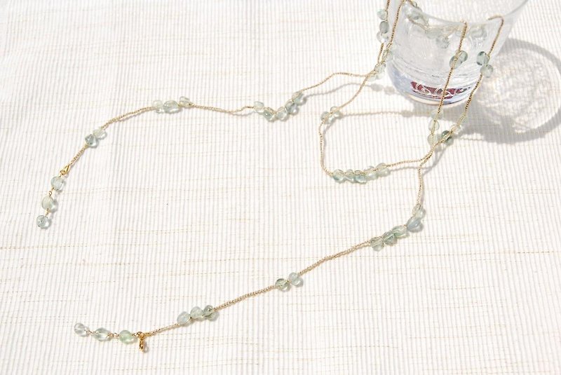 Green Fluorite Lariette (also a long necklace) - สร้อยคอยาว - เครื่องเพชรพลอย สีเขียว