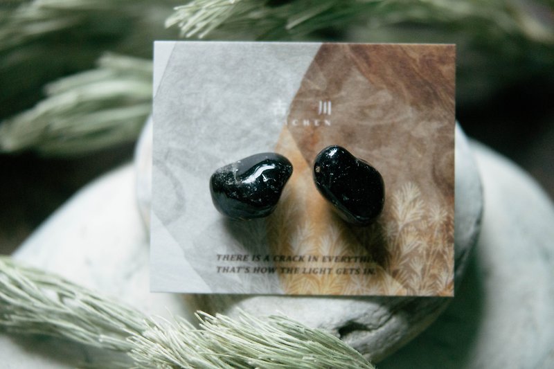 CRACK | Mineral earrings | EARRINGS - ต่างหู - หยก สีดำ
