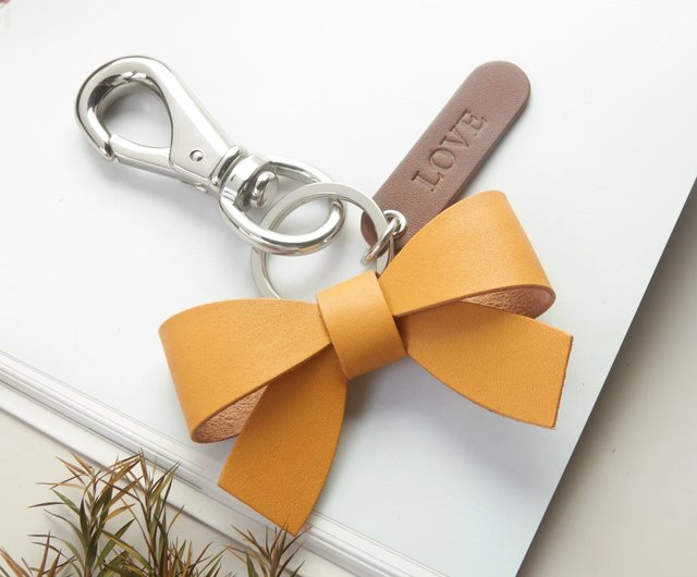 Leather bow clearance keychain