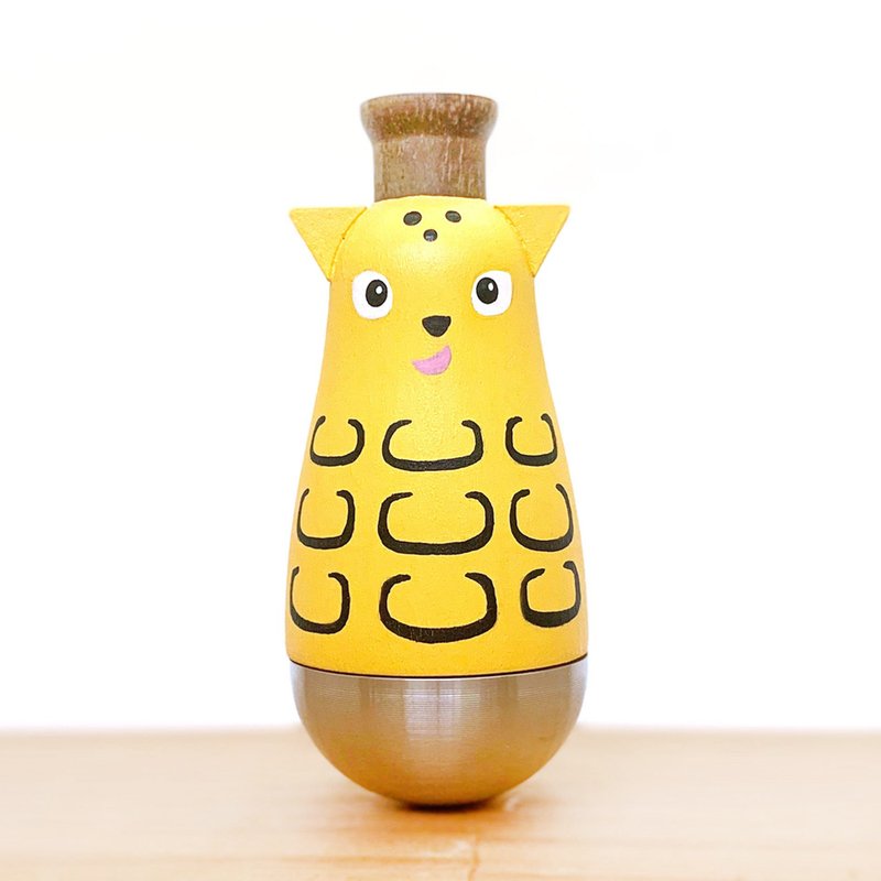 Wen Sen Di – Taiwan Cloud Leopard Kazoo KAZOO doll - Guitars & Music Instruments - Wood Yellow