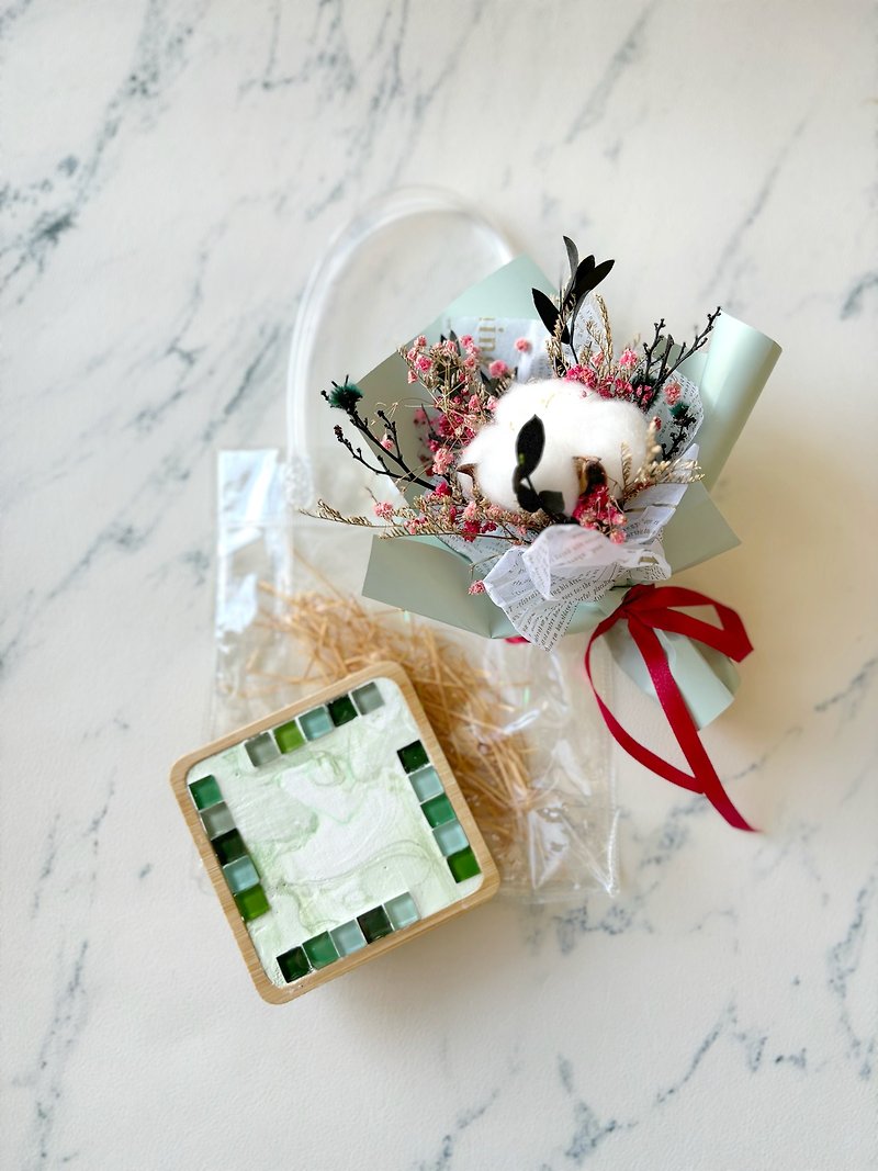 【Spot goods. Christmas】Mosaic Coaster Gypsum Coaster Small Bouquet Exchange Gift - Coasters - Other Materials 