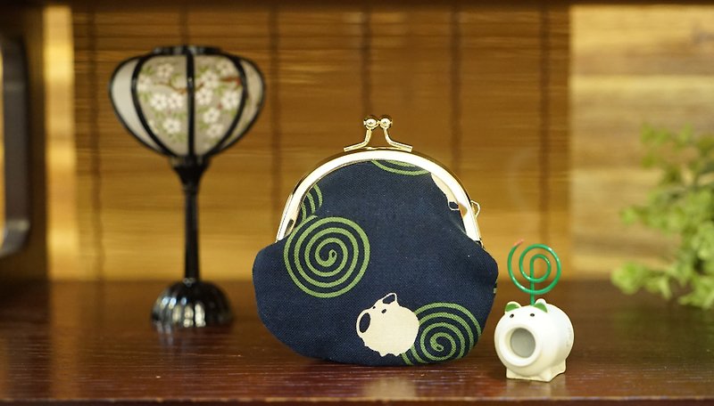 It’s cool in summer. Mosquito coil - Coin Purses - Cotton & Hemp Green