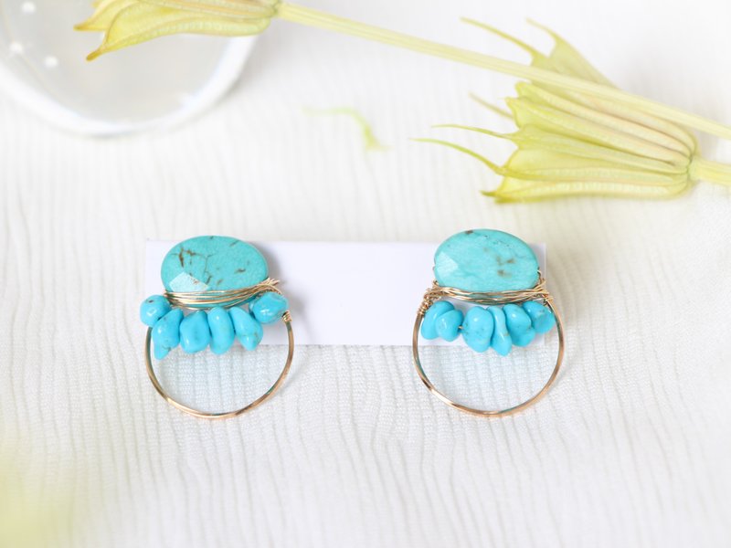 14kgf-turquoise×turquoise wrap pierced earrings/can change to clip-on - ต่างหู - โลหะ สีน้ำเงิน