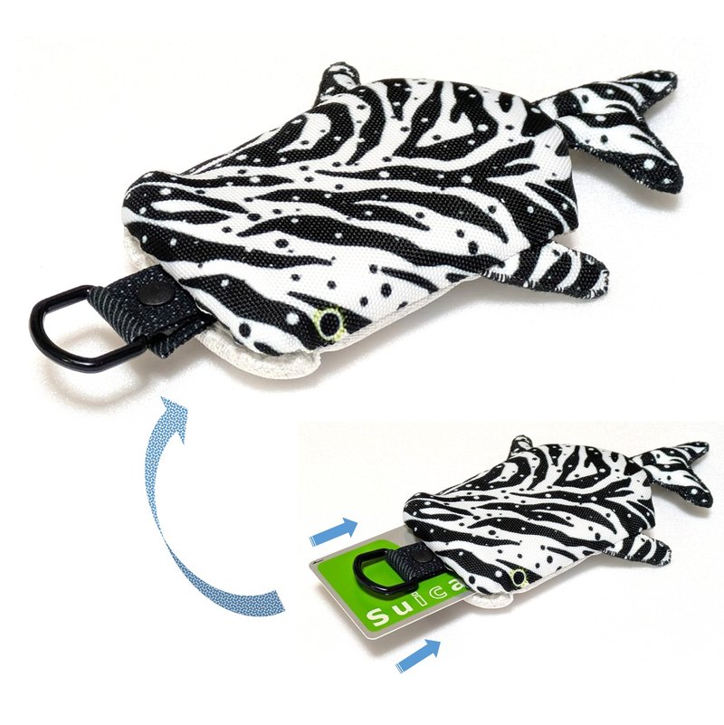 附捲軸的通行證盒、卡盒、月票、鯨鯊 - 證件套/識別證套 - 棉．麻 灰色