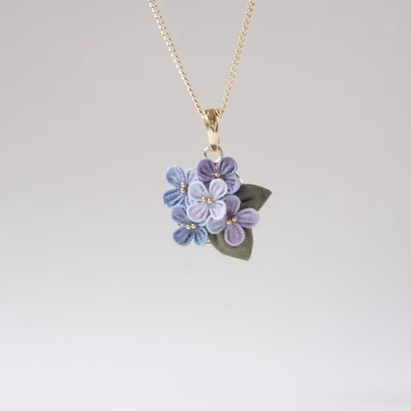 iù-lōo つまみ細工アクセサリー